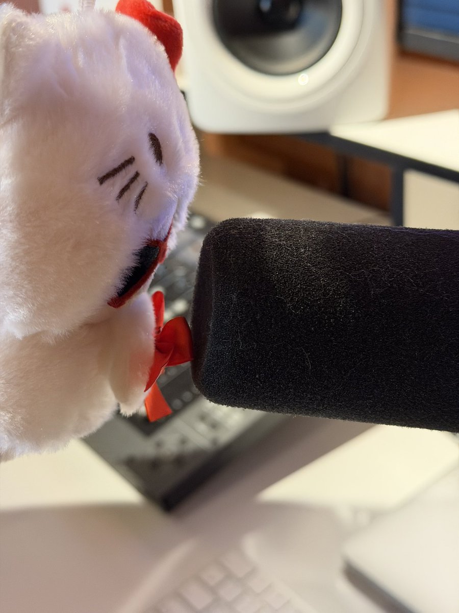꼬질(slow) tweet media