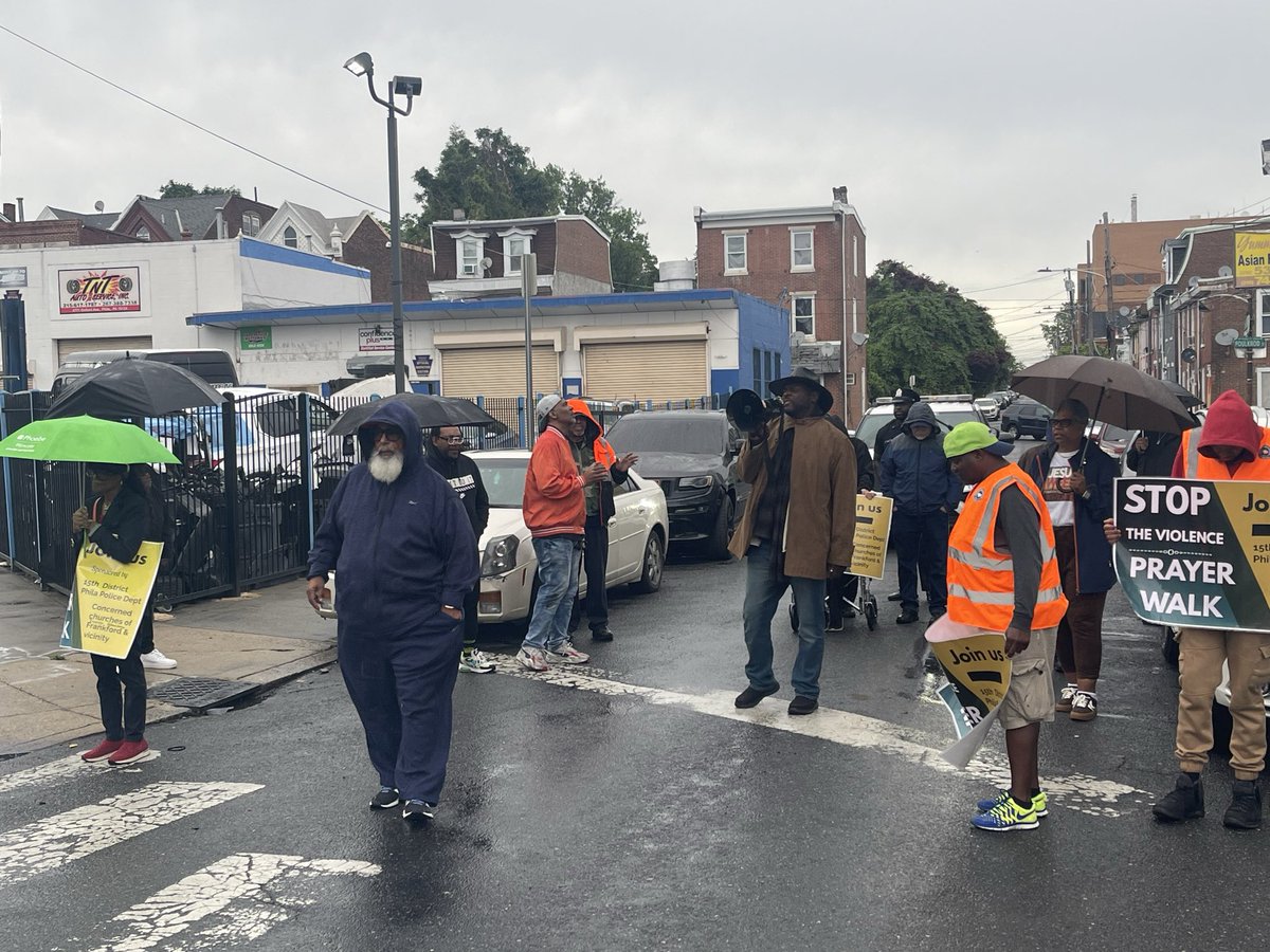 gregbucceroni's tweet photo. Friday evening’s 15th Police District’s Stop the Violence Faith-Based Prayer &amp; Peace Walk community event. The rain couldn’t stop us from spreading the word. @PPD15Dist @PhilaTownWatch https://t.co/zSyCOBHkld