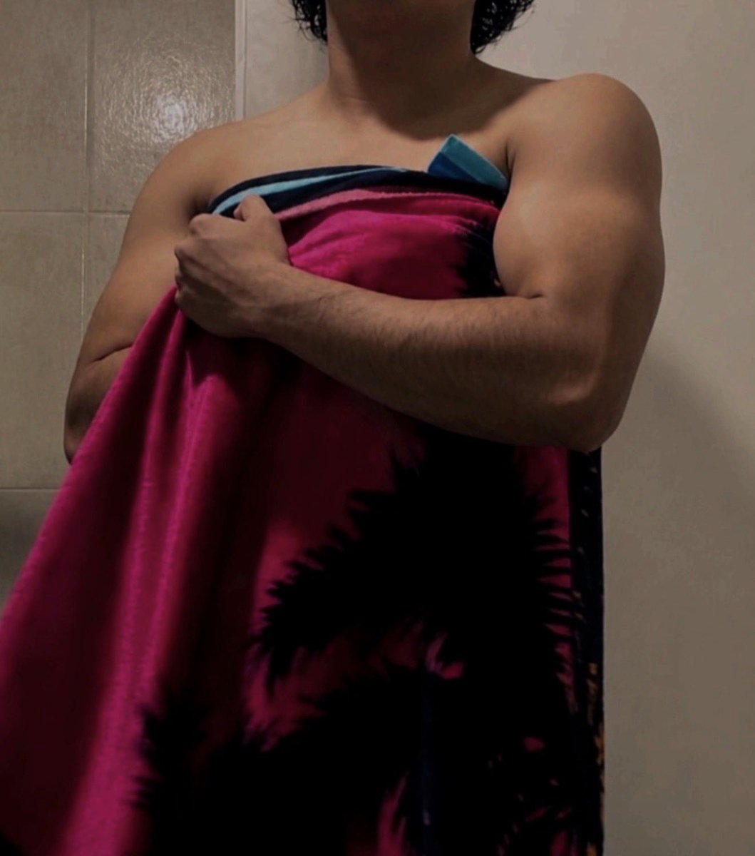 VatozmGym's tweet photo. Recien bañadito 👄 https://t.co/BUa0tCuGD4