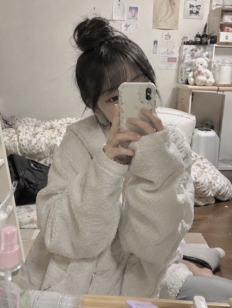 Momoka 𓂃𓈒𓏸 tweet media