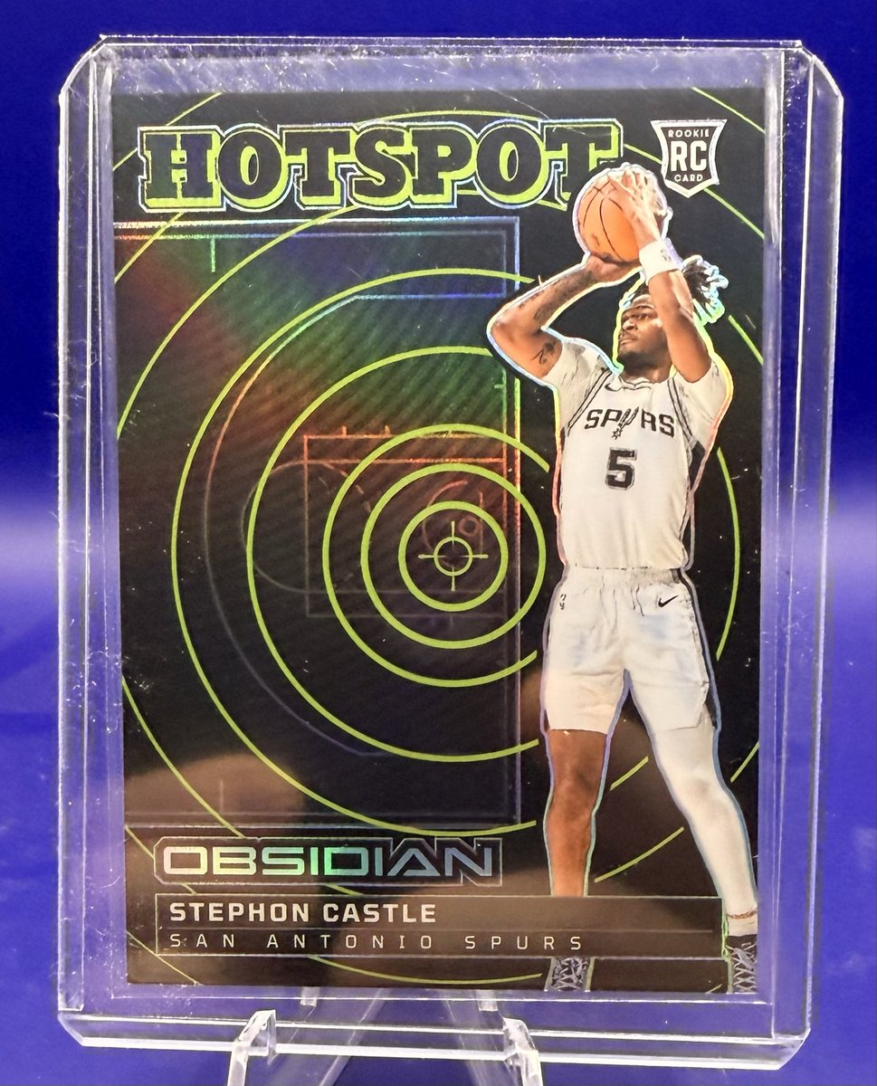 SellThenThink's tweet photo. 2024-25 Panini Obsidian - Stephon Castle Hotspot RC /125

$35 shipped https://t.co/oQgrJxJgRI