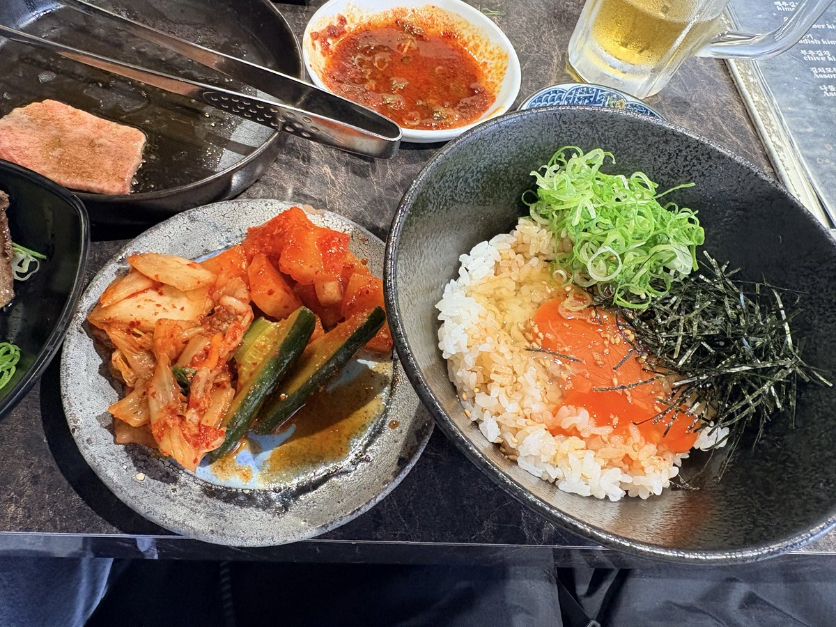 만슬라 tweet media