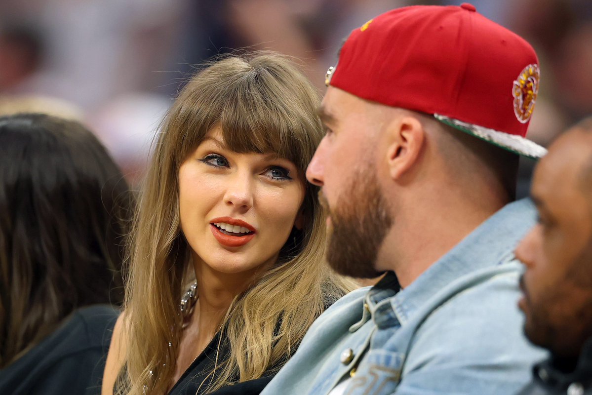 Taylor Updates Italia tweet media