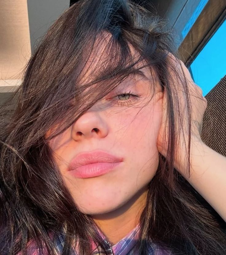 Laura 🍭 tweet media
