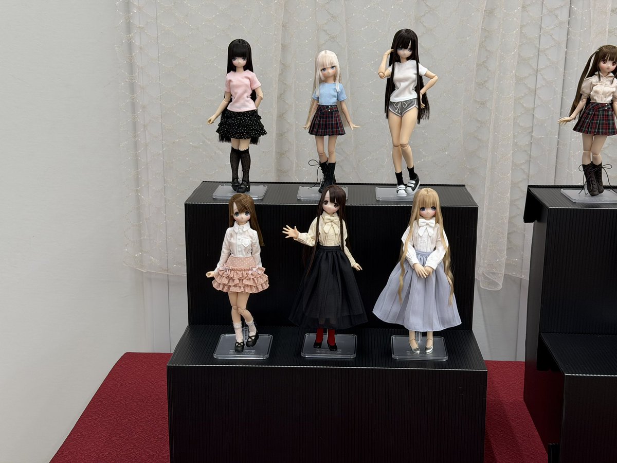 Bonta41524's tweet photo. 今年の夏から秋にかけて発売されるお洋服だゾン。 https://t.co/axqwTt9RRU