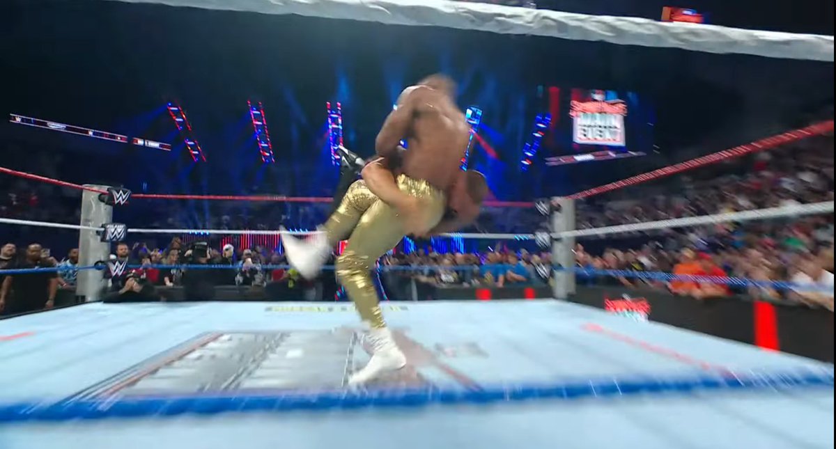 SKWrestling_'s tweet photo. SPEAR!
#SNME https://t.co/dW2TPrkGcA