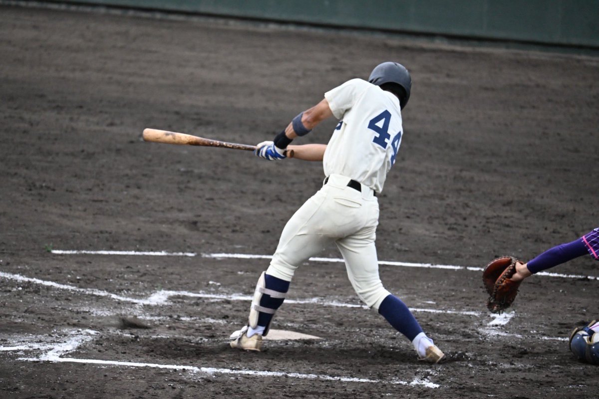 baseballguniv's tweet photo. 春季リーグ戦 vs大正大学 第2回戦
【5回終了】
学　120 00 | 3
大　006 00 | 6

試合は中盤戦、ここから全員で流れを手繰り寄せます🤛 https://t.co/ei7VMM0gHh