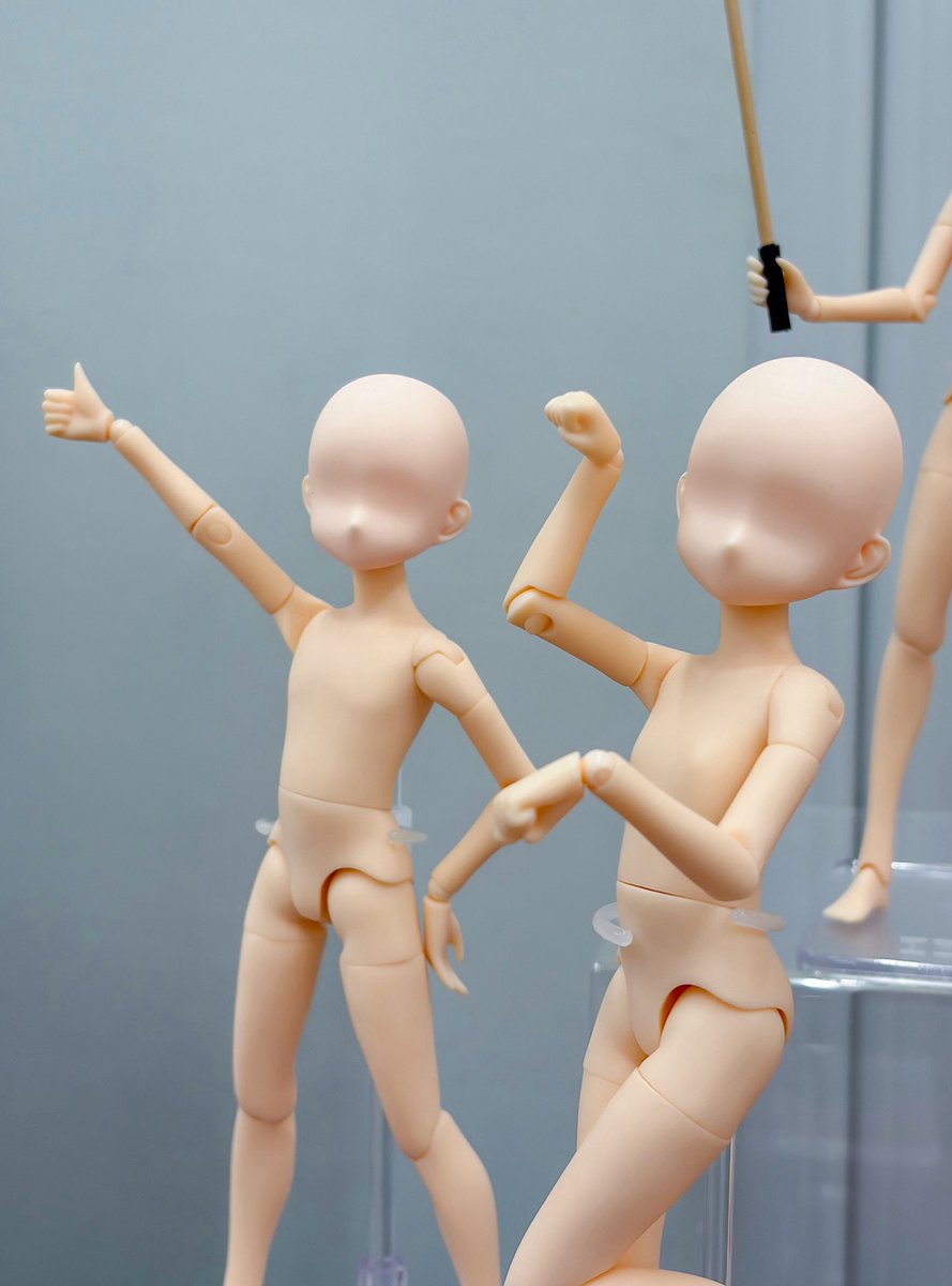AZONE_developer's tweet photo. ［ドールショウ78夏］開催いたしました！
ピュアニーモXSボディ対応のジョイント付き可動ハンドパーツを参考展示中です。

是非お立ち寄りください！

#azone #アゾン #DS78 https://t.co/AsCNwRwOtG