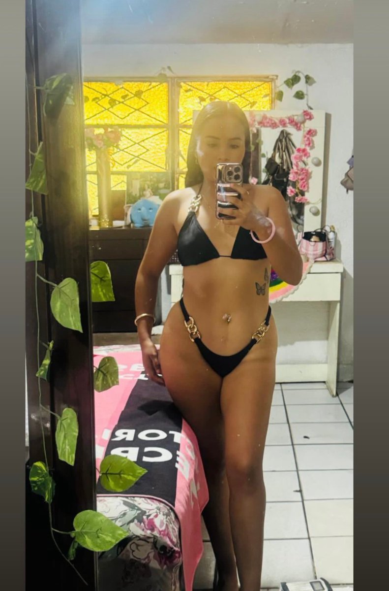 Relatos18VIP's tweet photo. Que les parece la novia de un seguidor 🥵 https://t.co/Pekm90zAOJ