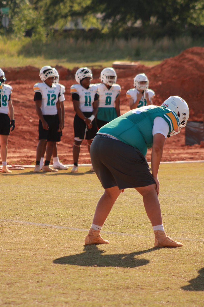 johnBagarella's tweet photo. had a great spring learned alot ready for the Season ⭐️
6’4 315
@CoachRamseyMVP @CoachSolesbee19 @CoachMorrisMVP @TeamForever17 https://t.co/zexWQczVjw