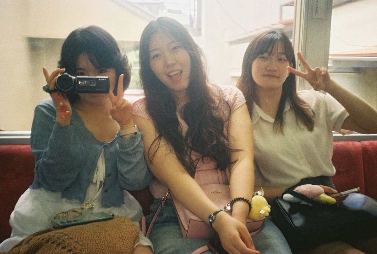 wonwood2's tweet photo. 너네 때매 고생깨나 했지만 그래도 너 없었으면 내 인생 개노잼이었다.
#우리가진짜사랑이야우린다알고도사랑하잖아

#너바나더밴드 #너바나더밴드CGV관람인증 https://t.co/ZMZMsSa1ce
