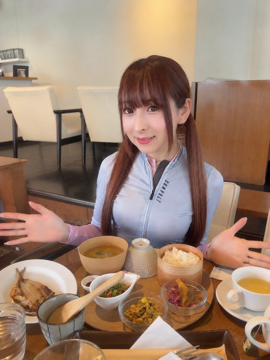 MOE tweet media