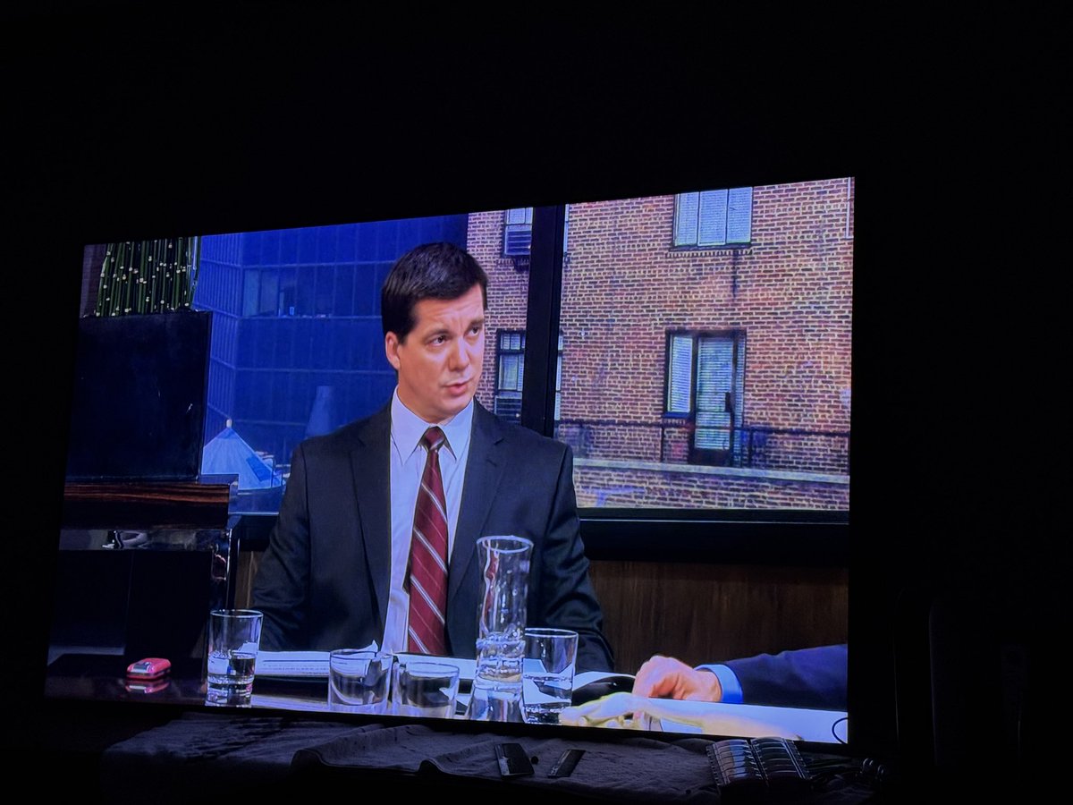Wild_Spirit3's tweet photo. @MrDCDouglas on 2 Broke Girls? Hadn’t seen him on tv in awhile https://t.co/VWlg9N416W
