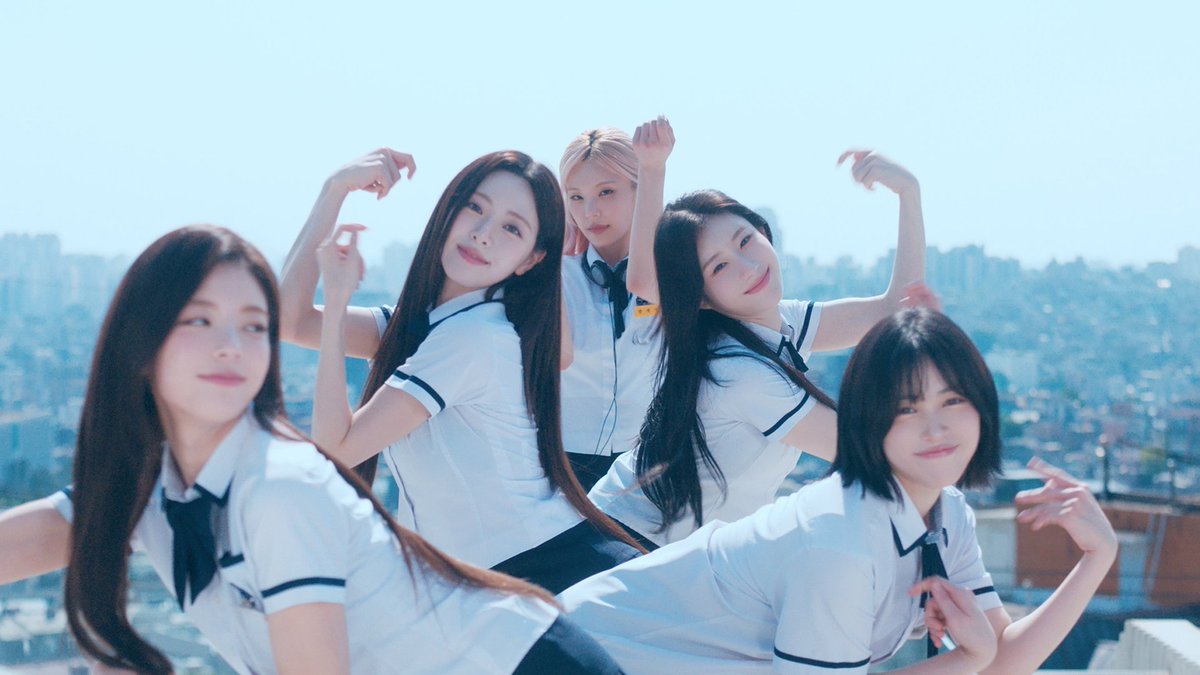 ITZY tweet media