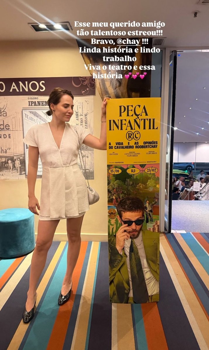 Dihfarcc's tweet photo. Vocês não tem vergonha de ficar fazendo fic não ? Os dois são amigos há muito tempo e já falaram isso .
A Letícia inclusive foi  assistir o Chay na peça dele e nos melhores do ano de 2024 eles tavam perto um do outro. https://t.co/7F5DFSmvXb