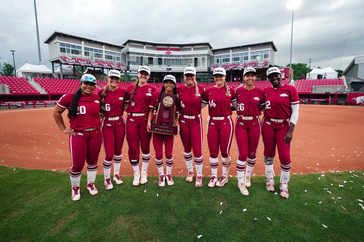 Arkansas Softball tweet media
