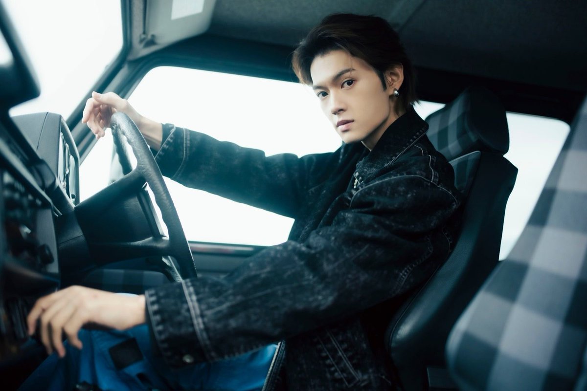 GQ JAPAN tweet media