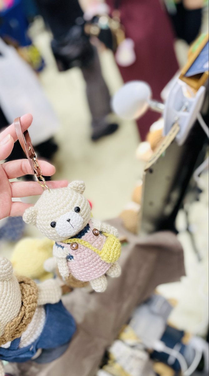 73namishop's tweet photo. デザインフェスタvol63    
二日目スタートしました😊

N-119   でお待ちして
おります(*˘︶˘*).｡.:*♡•*¨*•.¸☆*･ﾟ

人気のバッグチャーム残り一体になりました☺️

こちらも人気なお座りミニサイズの
キーホルダー
もございます😊

#デザインフェスタ
#あみぐるみ
#amigurimi https://t.co/sBOvScsoHj