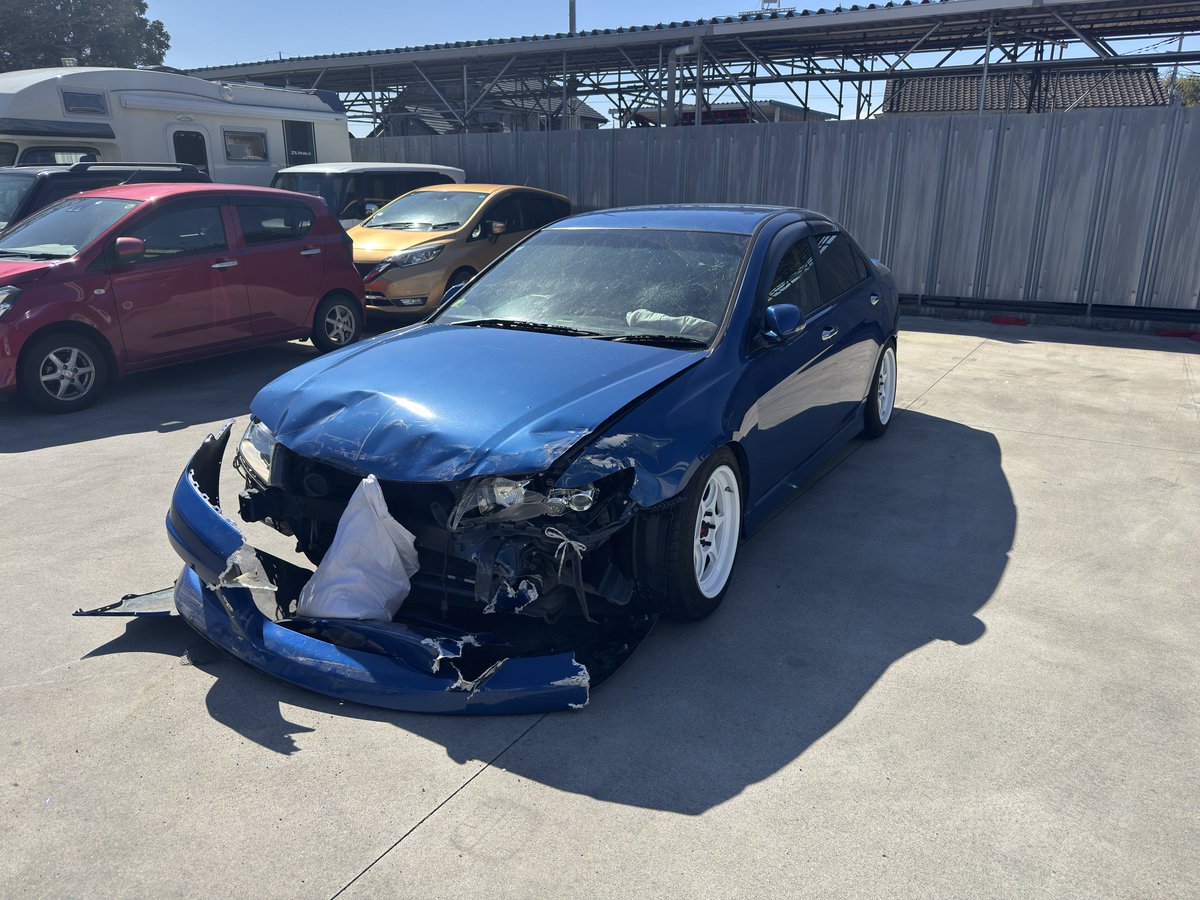 SN_CL7's tweet photo. 正式にアコード降りました。
めちゃくちゃいい車で、一生手羽なさいつもりで乗っていましたが最後は呆気なく終わるもので、、、

アコード繋がりで仲良くしてくださった皆さんありがとうございました🙇‍♂️ https://t.co/rgYB2E9CQp