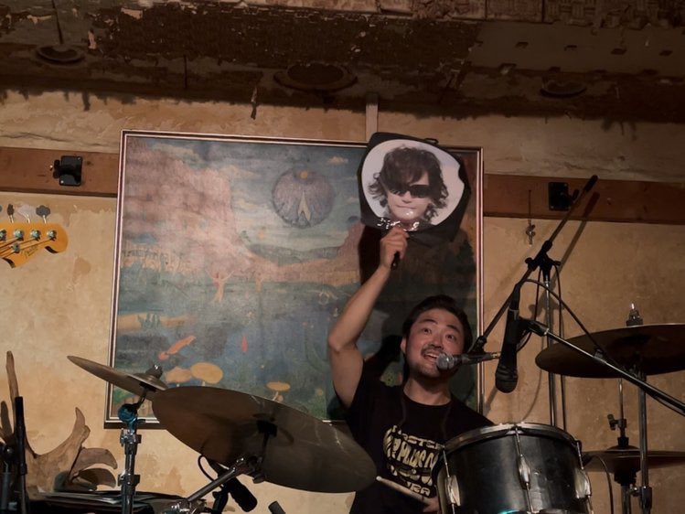 mk_oneplusone's tweet photo. 昨日の国立地球屋さんでの「ライブいっぱいの愛を」は盛況の内に終了しました。とっても良いサウンドの洪水！！ご来場いただいた多くの皆様、ありがとうございました！

#マスター木村oneplusone 
#ザズエイラーズ
#ニューグリフィンズ 
#国立地球屋 https://t.co/maooPLN96v