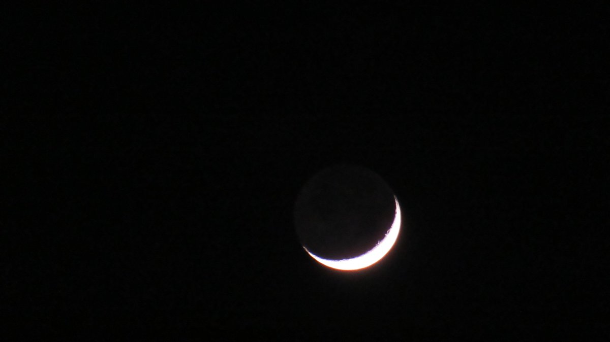 sixxsmith's tweet photo. @NikkiSixx @LeicaCameraUSA Awesome✨️✨️✨️
Do you like to shoot moon,too？ https://t.co/lZO9DBW4cl