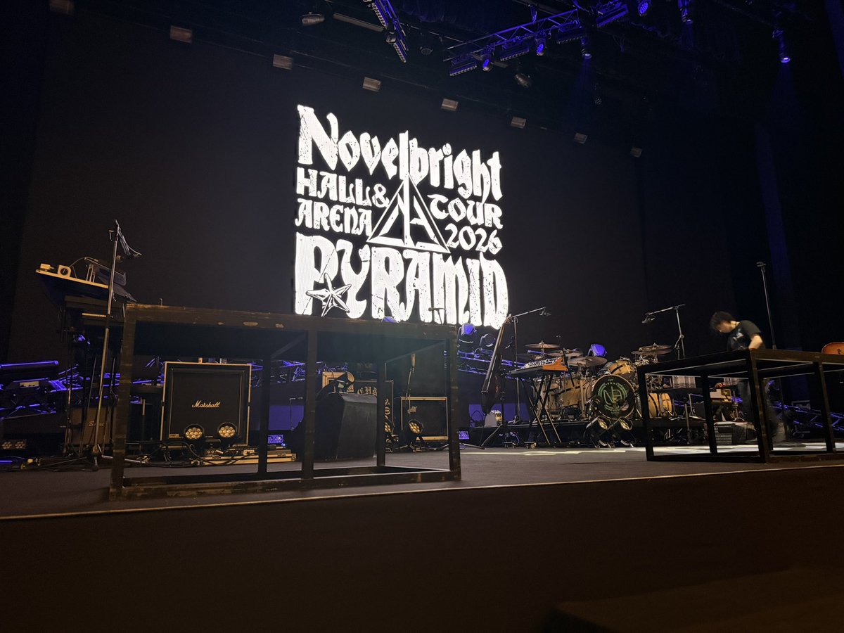 52Dluv's tweet photo. Novelbright仙台サンプラザホール
𝐏𝐘𝐑𝐀𝐌𝐈𝐃TOUR×2days参戦してきました🔥
2日間とも神引きしてまさかのFの1列目😭♡
手の届く距離にメンバーがいたこと、雄大くんの歌を間近で聴けたこと、とにかく幸せすぎてたくさん声出して叫んで飛び跳ねて楽しみました😭!!
出会わせてくれてありがとう😭♡ https://t.co/CXF7YYOuAm