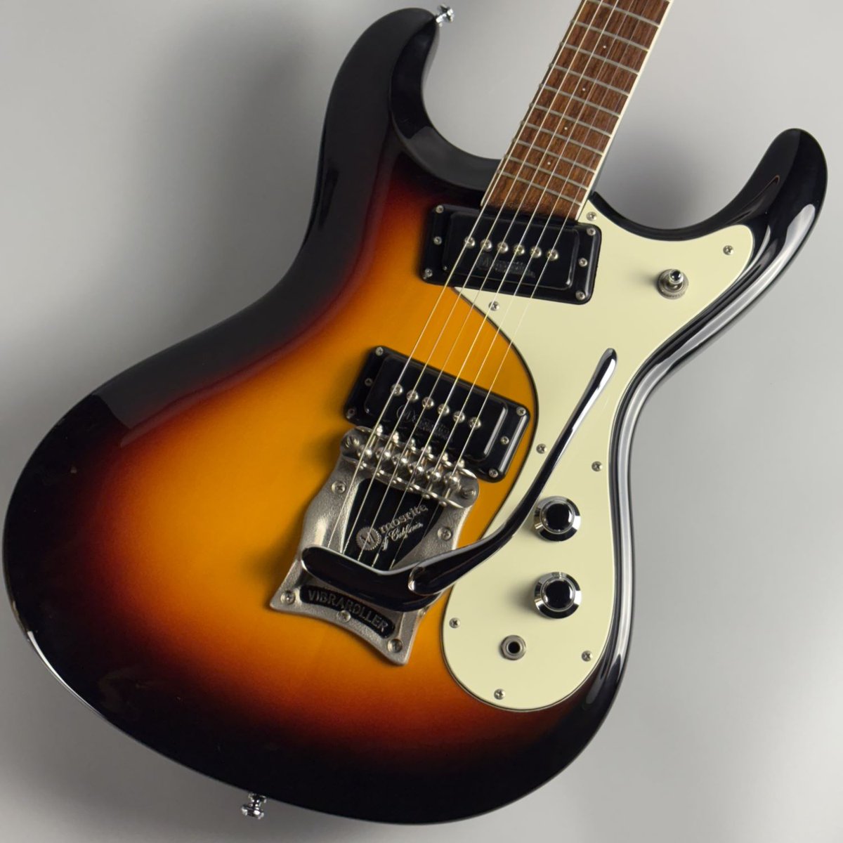中古エレキギター入荷情報】 モズライト Super Excellent '65 稀少な