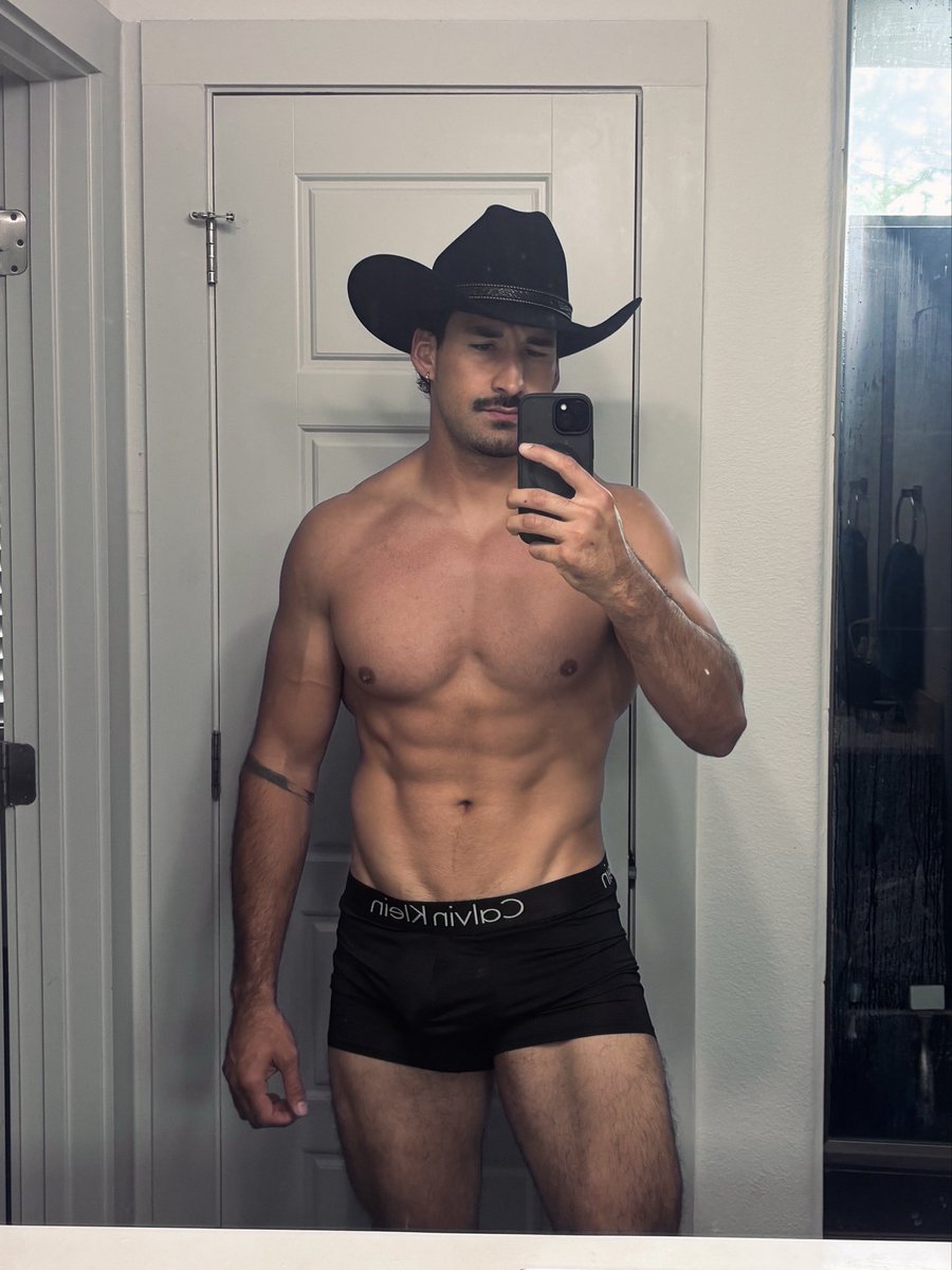 Hector Lopez tweet media