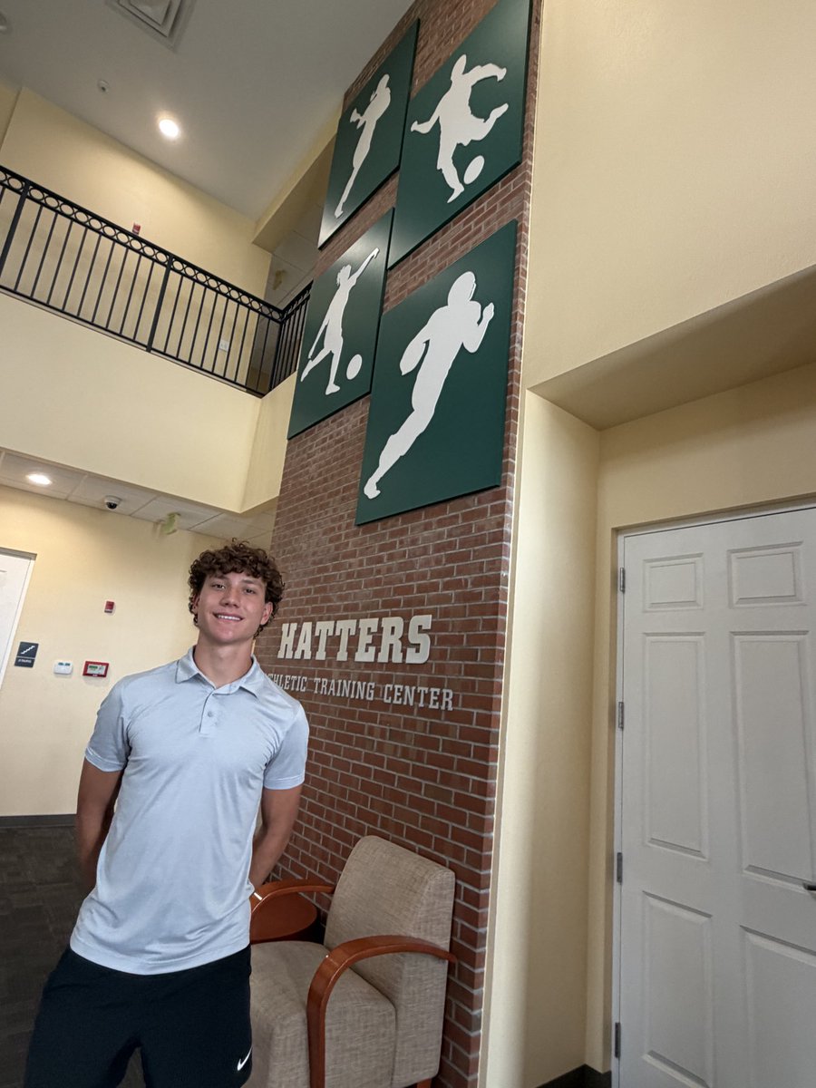 T_Lackovich's tweet photo. Had a great visit @StetsonFootball! Thank you @CoachDodson13 for the tour, I can’t wait to come back! 
@BKHS_Football 
@Coast2CoastBSM 
@CoachTKrause 
@CoachGCase https://t.co/BNxobLo0cd