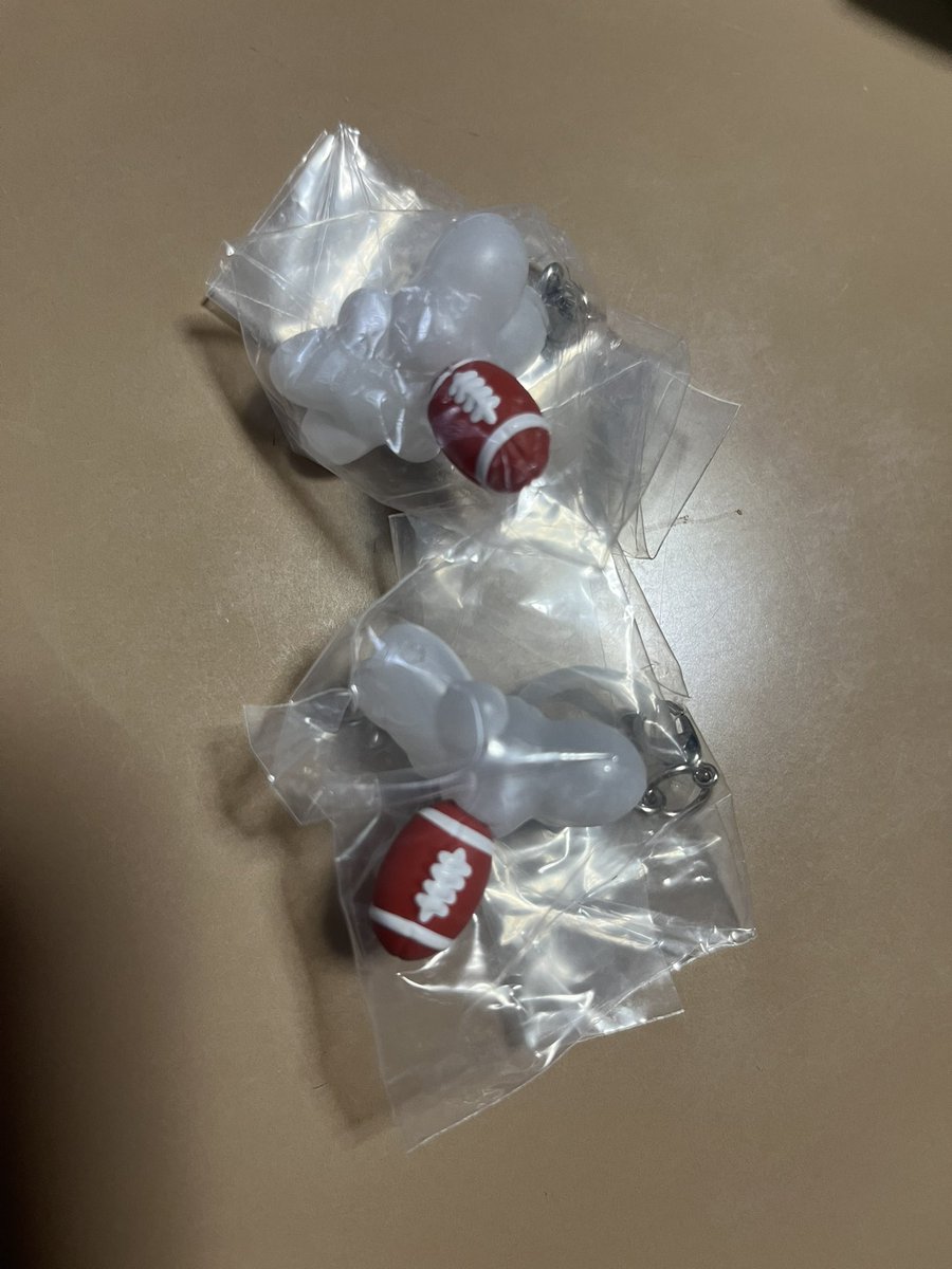 melon_tencho's tweet photo. 【交換 譲渡】beco+81 PERSONAL MARKER めじるし アクセサリー しりみみうさぎ
譲
ラクビー
求
バレーボール カプセル https://t.co/SunTcYpgwR