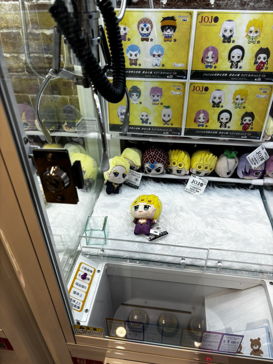 なこ tweet media
