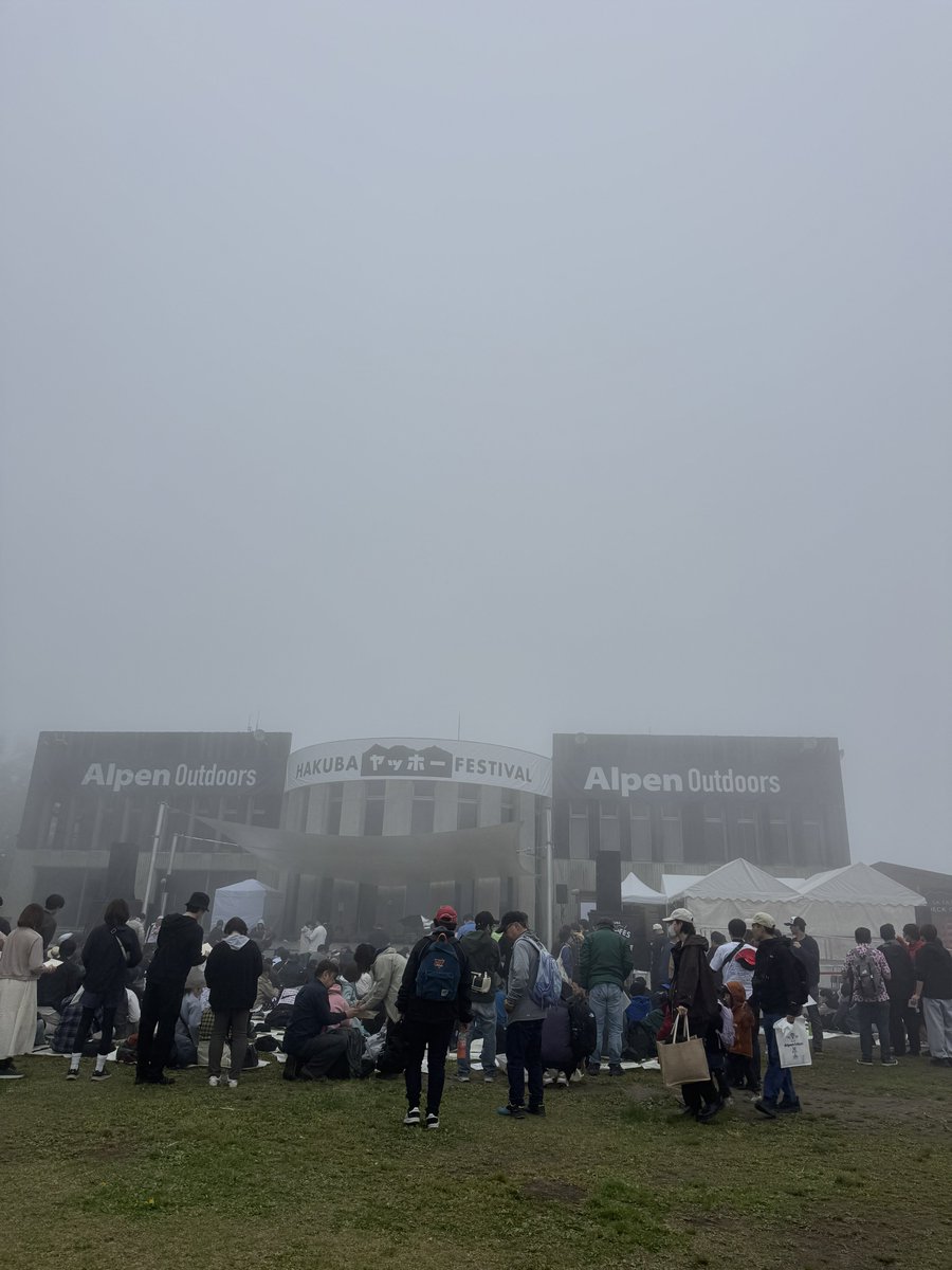 38_chia's tweet photo. めちゃめちゃ霧の中のヤッホーフェスでした🙂 https://t.co/o1hK3VVJzG
