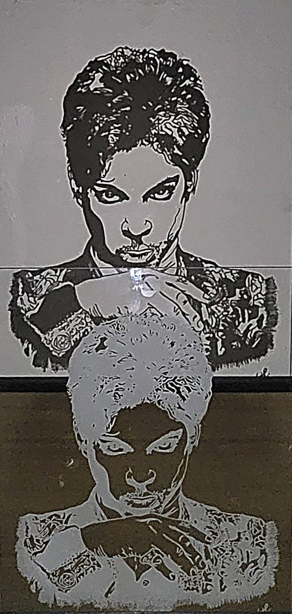 disciple1028's tweet photo. @aevisary I etch freehand on glass here's one of many I have done https://t.co/naGZlE0iOS