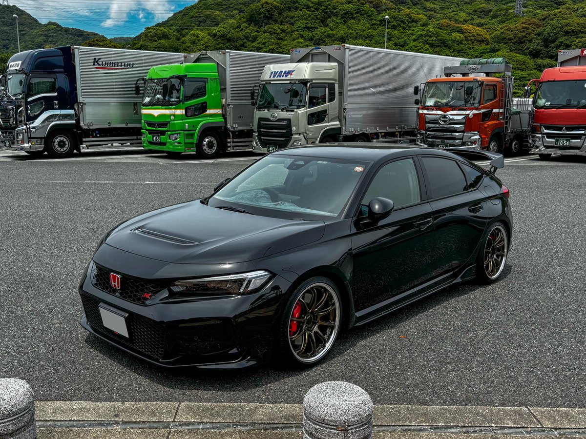 Book_FL5's tweet photo. スーパーオートバックス東福岡店に向けて移動中！
タイヤ新調したので久々のシビックでの遠出です😆 https://t.co/o13EppuNKS