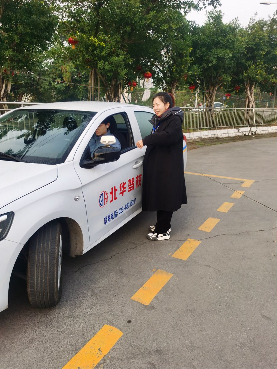 Civan55010281's tweet photo. Just nailed my driving test on the first try after 3 weeks of fun, messy, and super frustrating practice—shoutout to my patient instructor who didn’t laugh when I stalled the car 17 times! https://t.co/42aZ61lgfX
