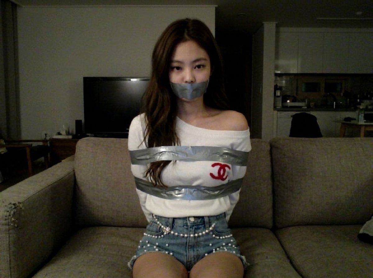 damisela_atadas's tweet photo. Parece que este no es el hotel que reservó BlackPink https://t.co/uyiDbePqos
