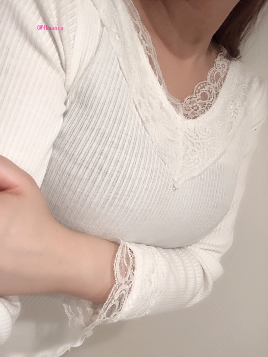 41manco's tweet photo. 脱がないとすごくない女😨 https://t.co/WskgdkRaE2