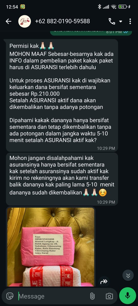 cheriecoupss's tweet photo. halo temen-temen, aku mau ingetin kalian jangan sampe ketipu sama oknum ini ya @/gpirlyglimpse di instagram. dia nyolong produk sampe ke story dan foto2 dari toko org lain.

#penipu #zonauang #digicam #penipudigicam https://t.co/AN5fLLbNqY