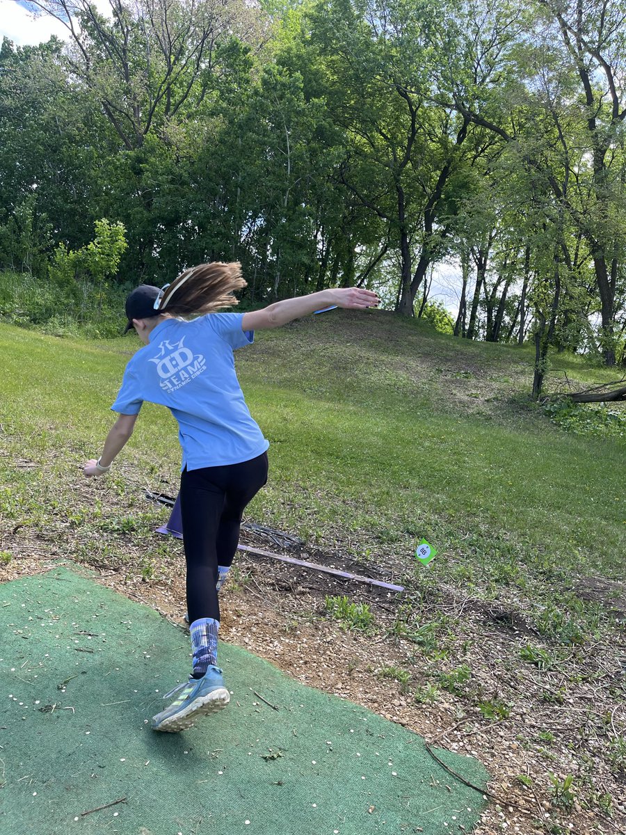 HaydenWiebusch's tweet photo. KPLeagues Spring Classic 2026

One of the events every year I help as a course TD as well as play in! Played well and helpes give more people the chance to play in events in the area!

#bedynamic
#discgolf
#growthesport
#kidsdiscgolf 
#respecthergame
#throwpink https://t.co/GkwYmAbQbk