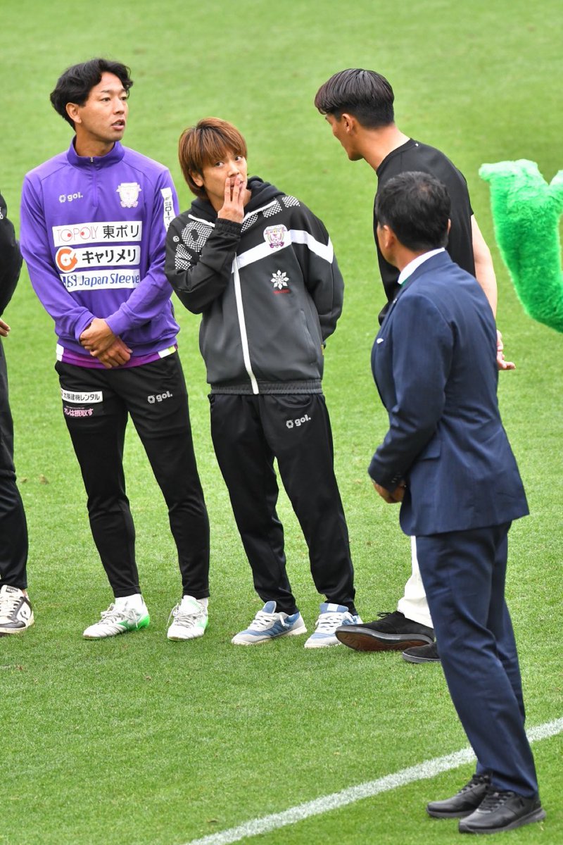 goodbyj2's tweet photo. コレを見る限り
監督との関係は良好だと信じております！ https://t.co/lt8PlZp44h