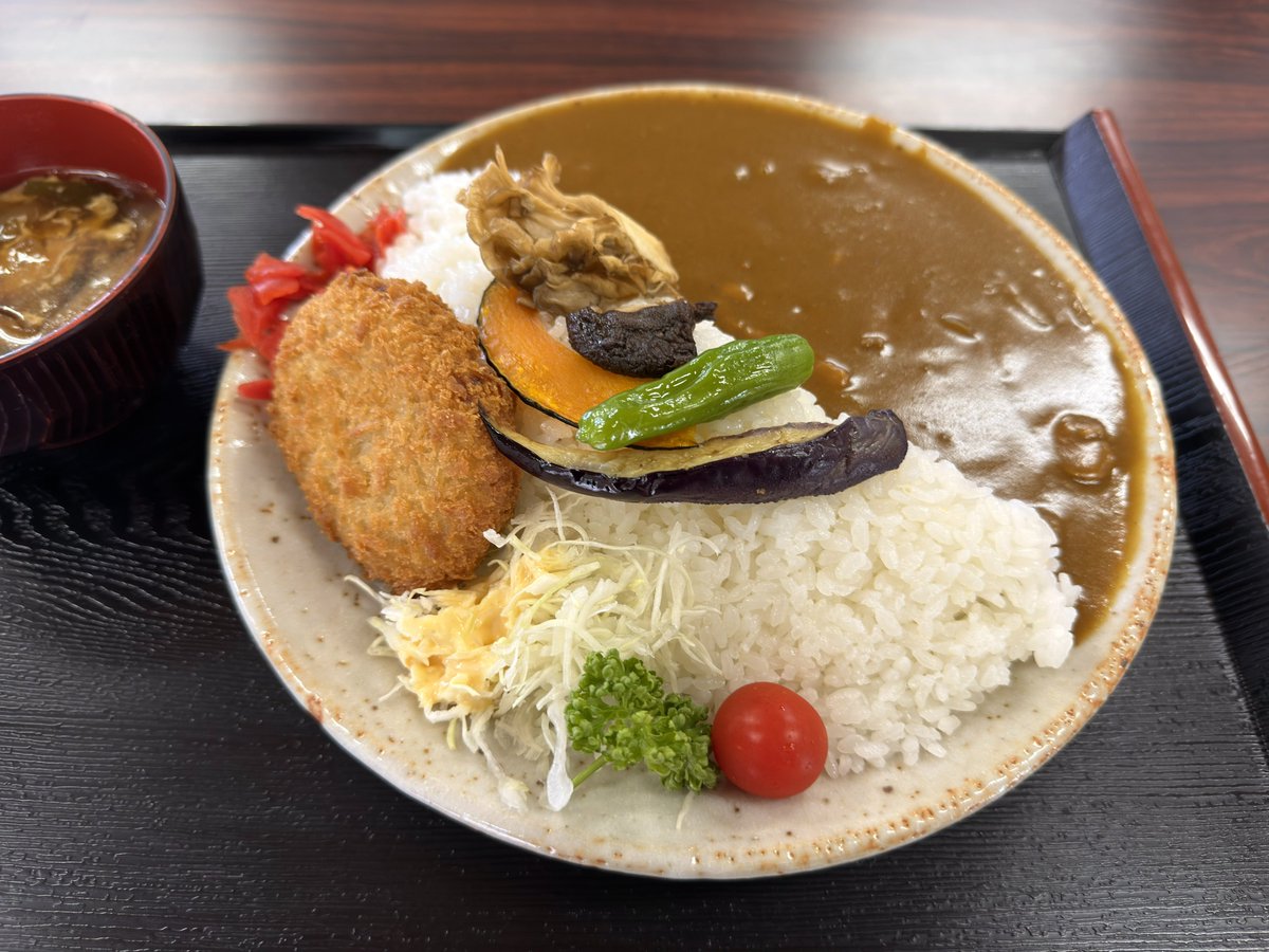 hidemasu_'s tweet photo. ウォーキングの後は三国川ダムカレー
おかわりし放題です https://t.co/mCX7e1tq43