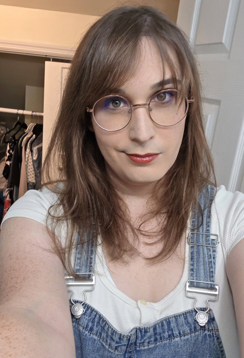 Rinniwolf's tweet photo. Ermm hi :3 
I thought I looked cute today. https://t.co/V9cfUAZRiY