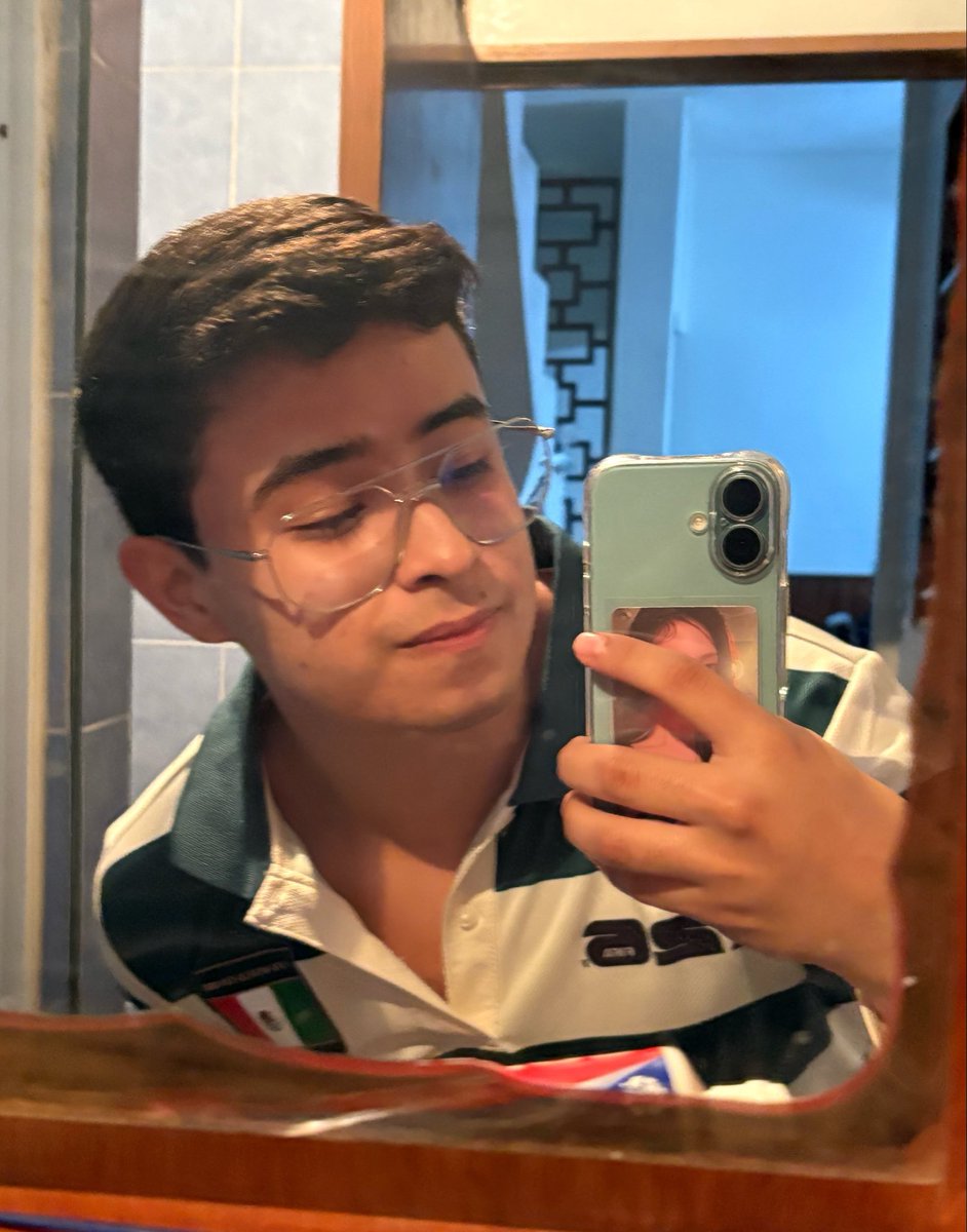 papi tweet media
