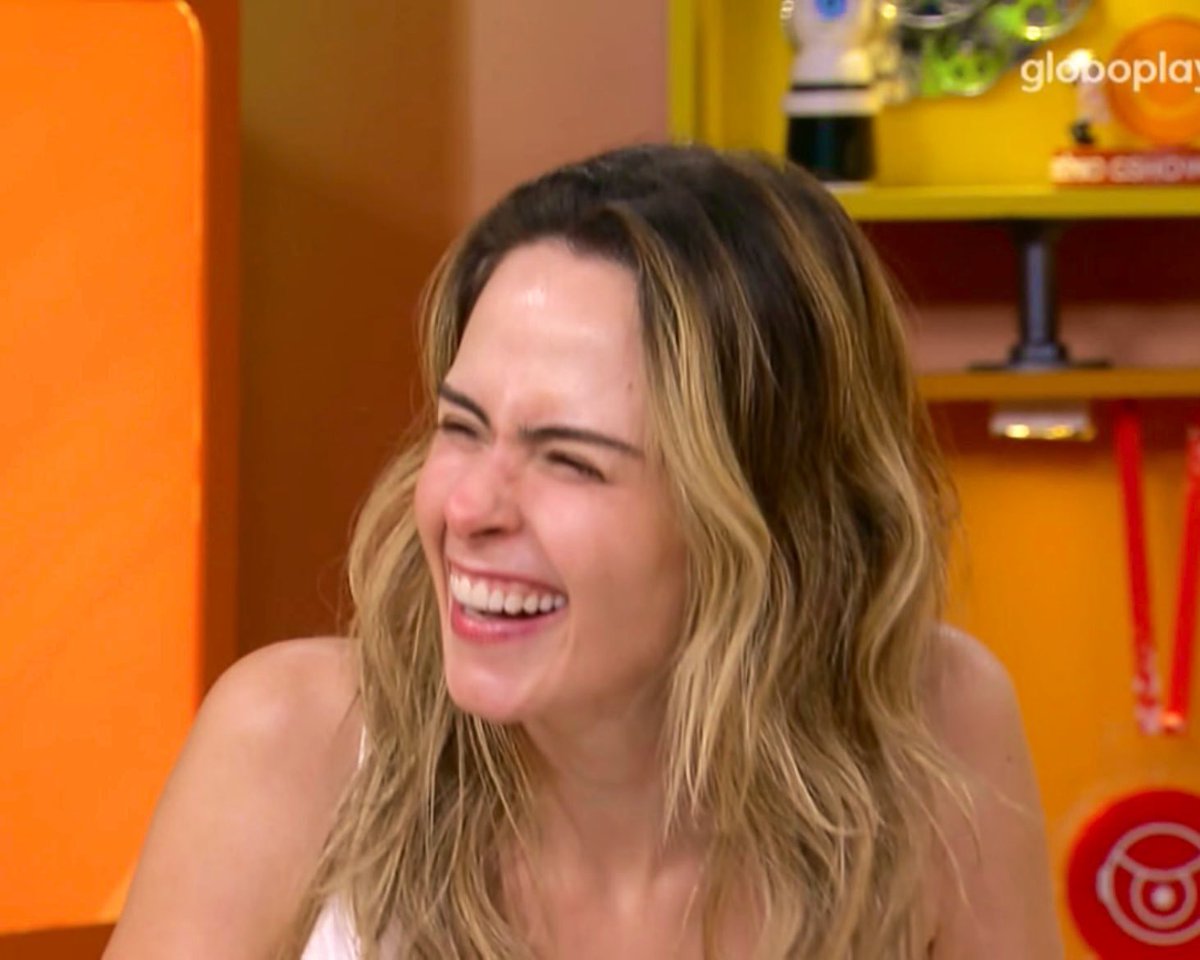 rnaults's tweet photo. o sorrisão que a gente ama 💛☀️ https://t.co/NLSHWMrztu