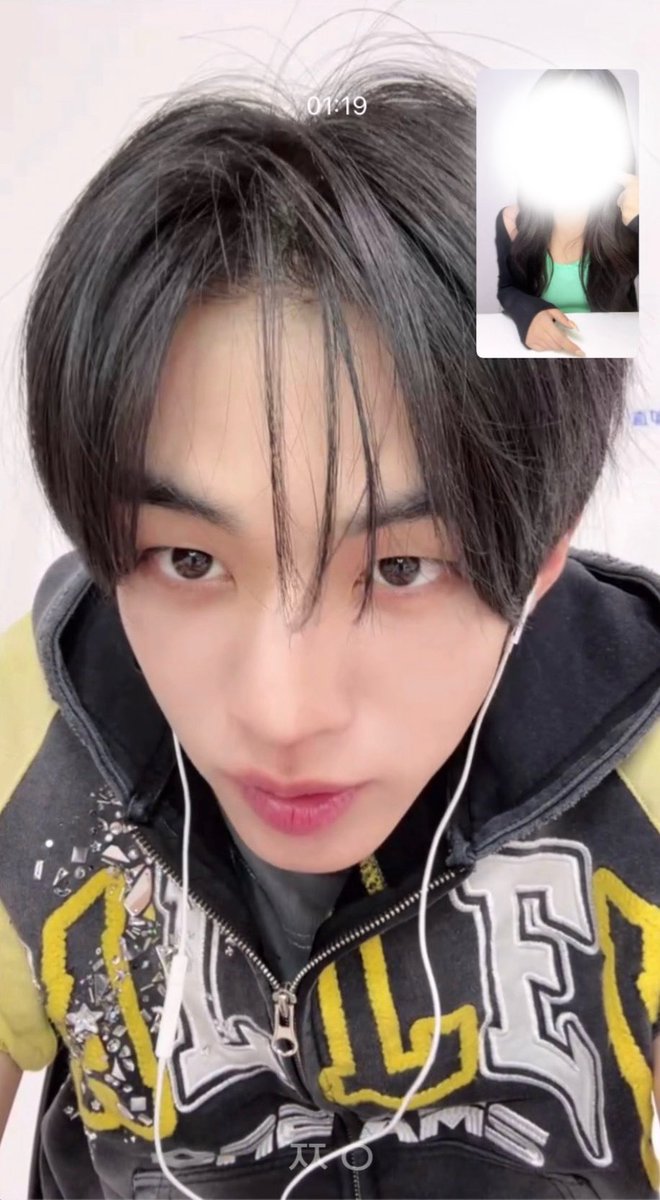 0lvscb's tweet photo. 도훈쩜이 요즘왤케 웃기징ㅋㅋㅋ🙂‍↕️🙂‍↕️ https://t.co/zMubWCfMFl