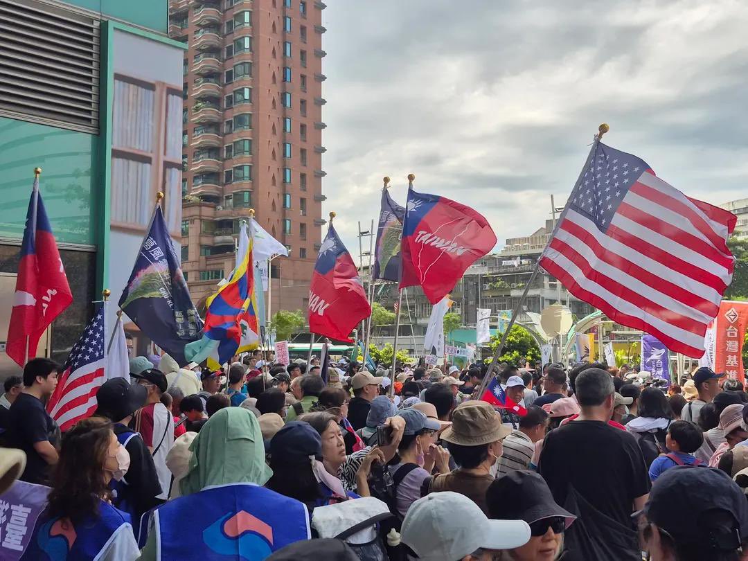 Athena_ziyou's tweet photo. Support Taiwan, destroy the CCP. https://t.co/enLiUiH1Li
