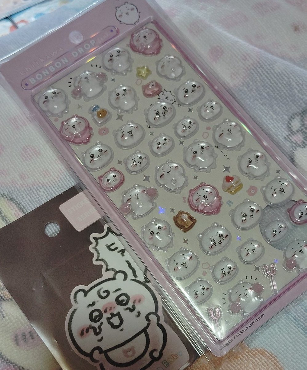 届きました！！かわいい🥺 シールに関して、海外製の謎のクレーン