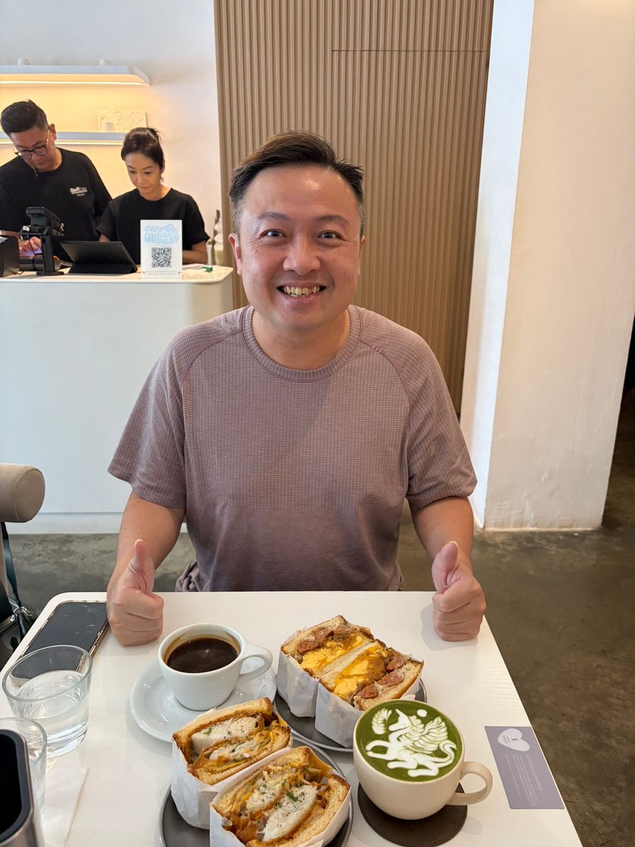 bryanklow's tweet photo. Breakfast Grill @ East Coast Road in SG!

Must try sammies: Classic Brekkie, BFF, Cali.

Pair them with a Dirty Matcha Latte! https://t.co/OBVVA28ppp
