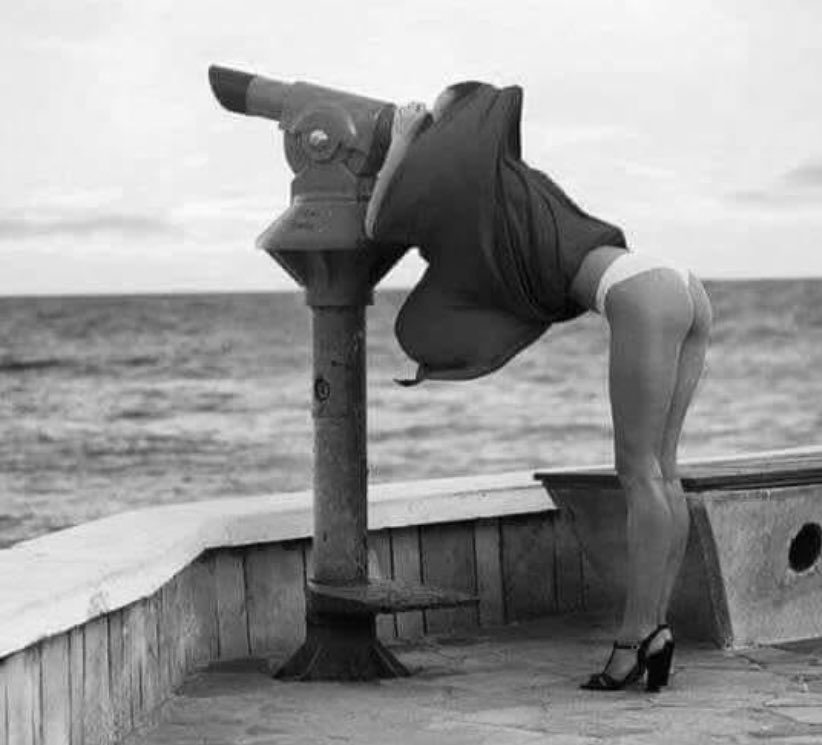 theloftusparty's tweet photo. Saturday night. Here’s a butt for your timeline.
This week: Sightseeing
#SaturdayBooty https://t.co/jo7PYlt9I9