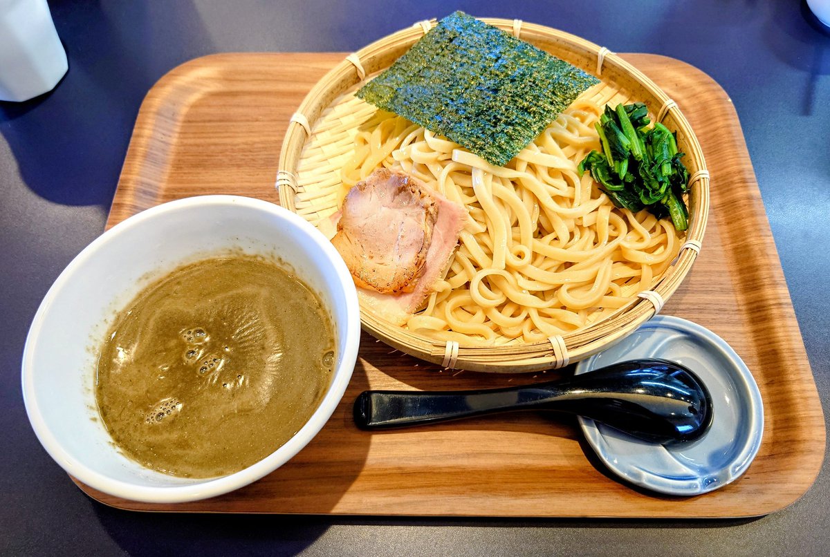 Nibohama tweet media